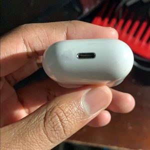AirPods charging case